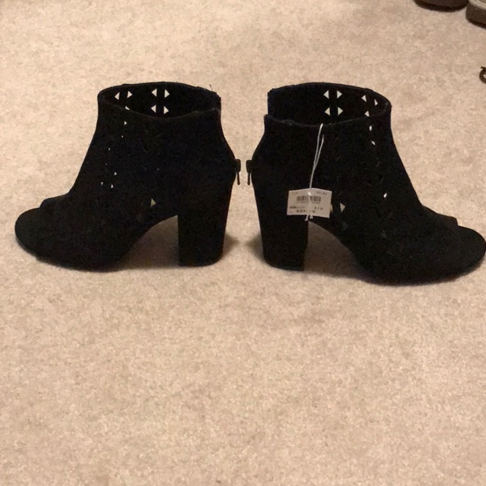 Women’s open toe bootie